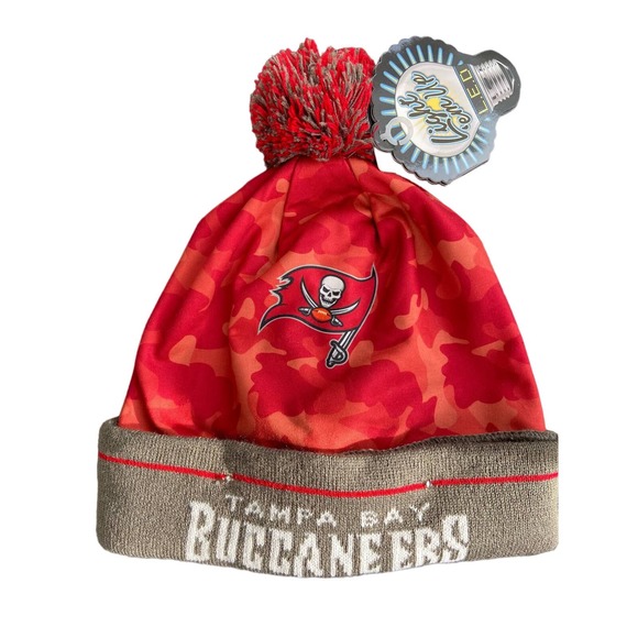 "Tampa Bay Buccaneers Camo Light-Up Knit Beanie" - Picture 6 of 6